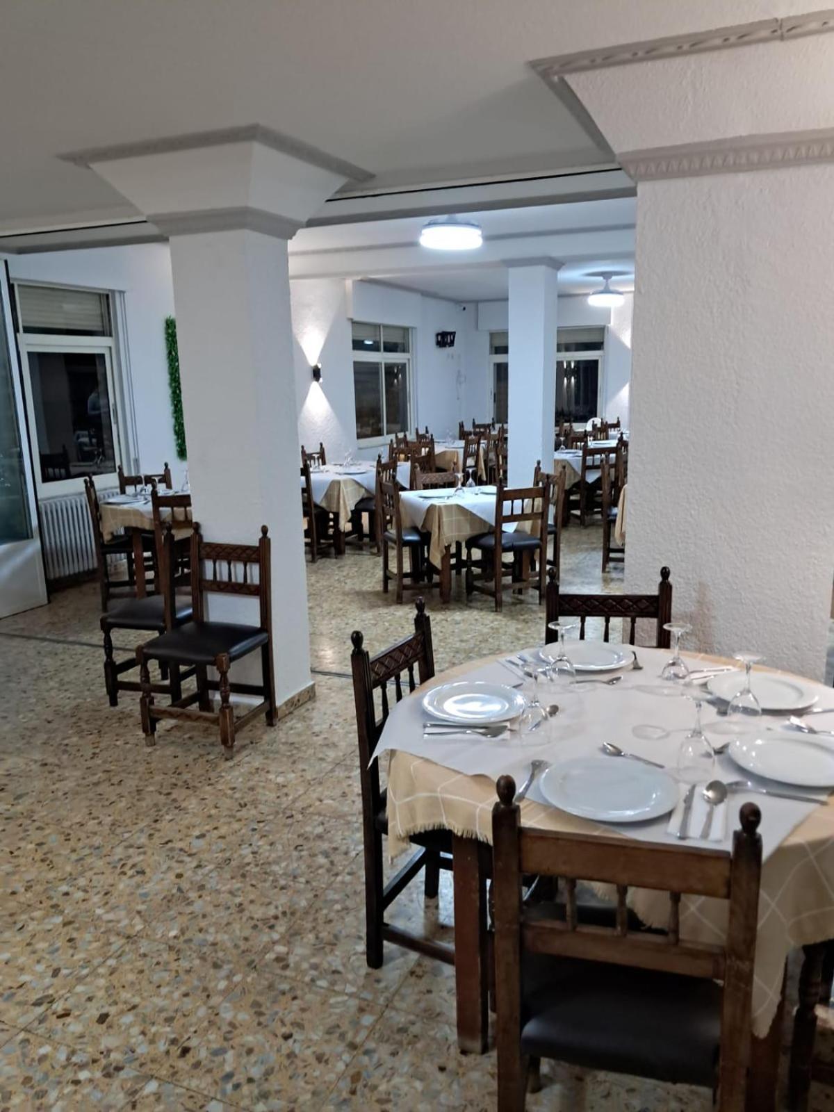 Hostal San Miguel Villalobar Екстериор снимка