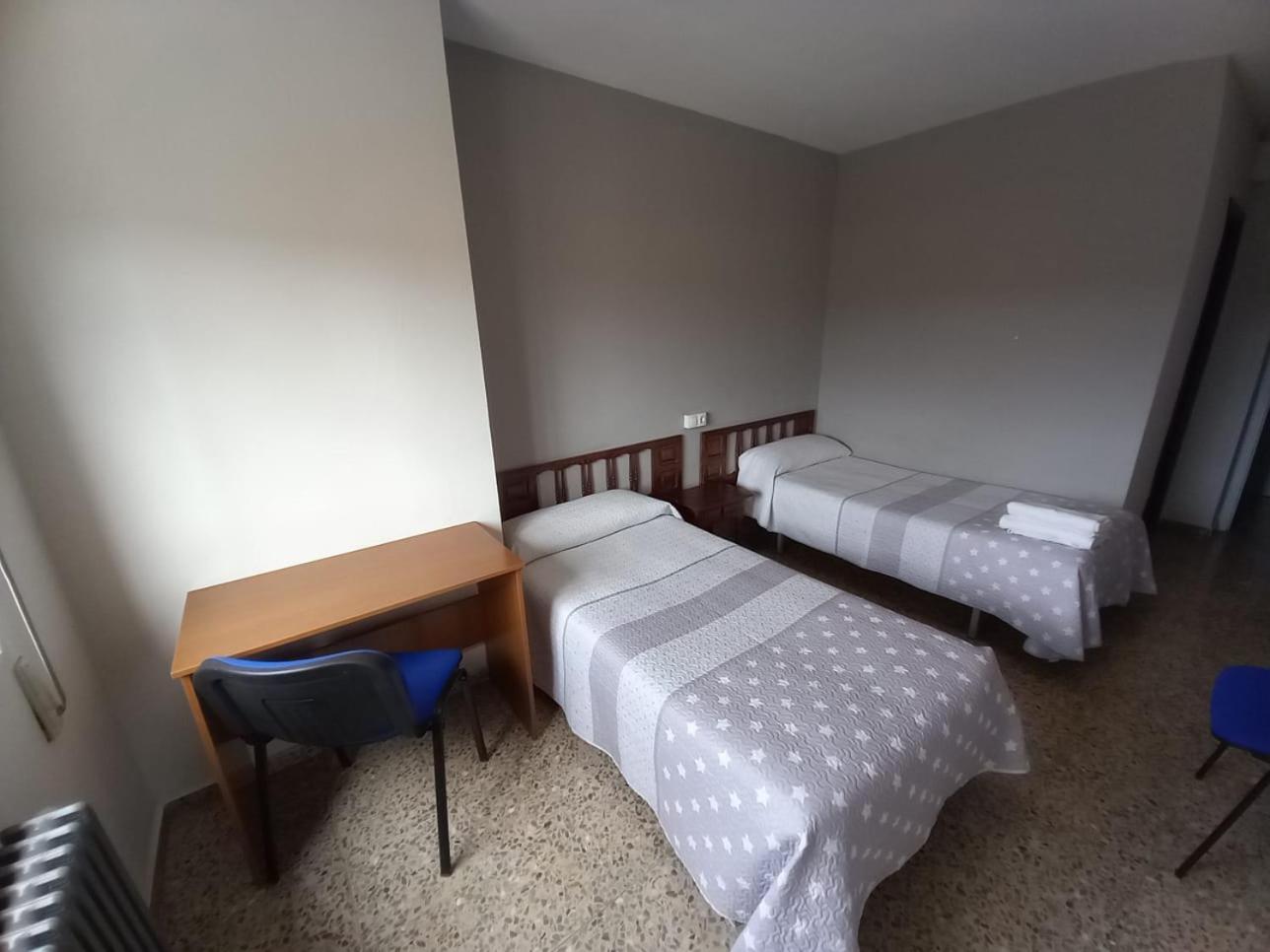Hostal San Miguel Villalobar Екстериор снимка