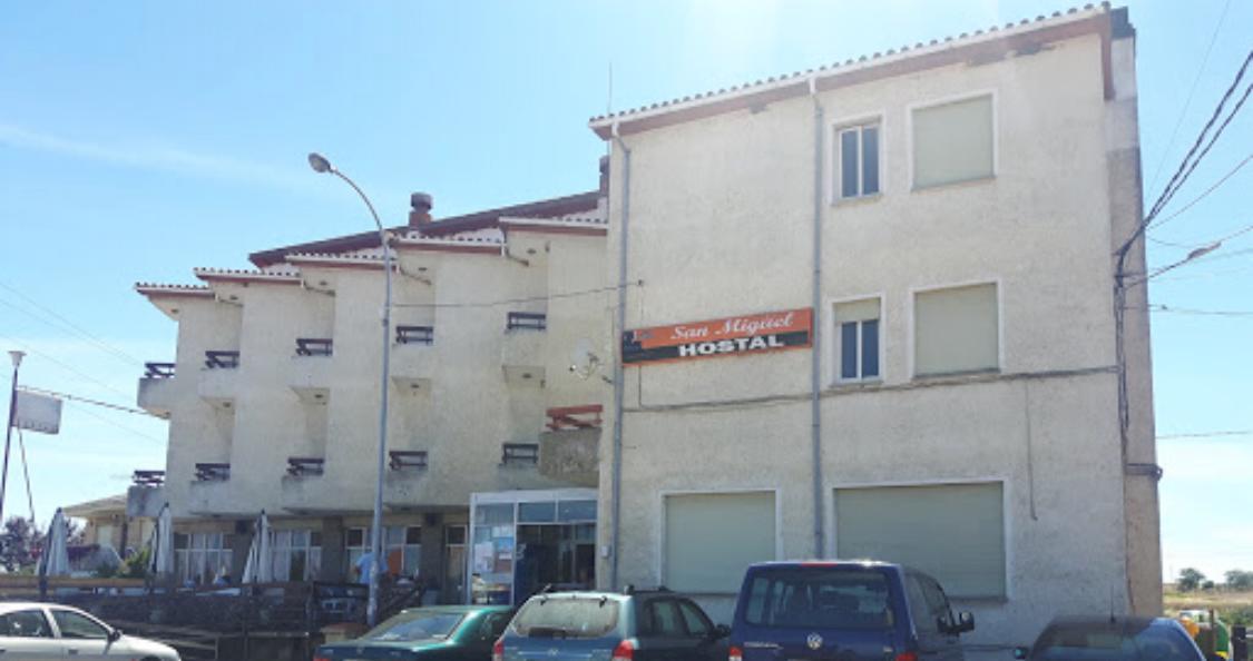 Hostal San Miguel Villalobar Екстериор снимка